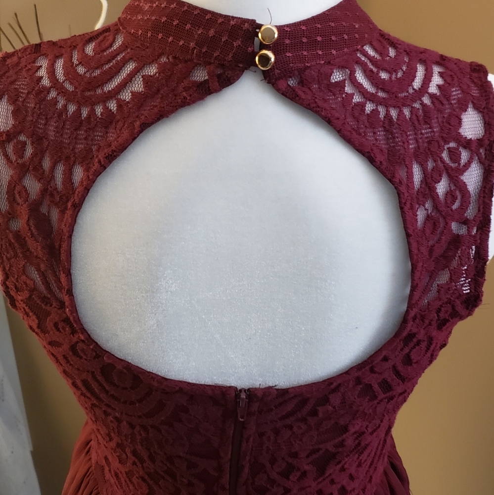 Burgundy Lace Mini Dress Small - Picture 4 of 13